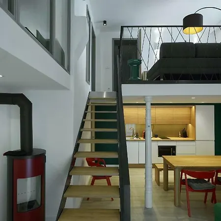 7domb Apartament Komló