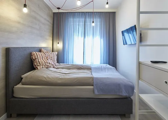 7domb Apartment *